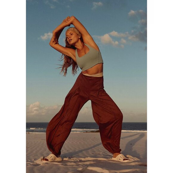 NEW! Free People Movement Four-Way Stretch Pants - Size XS - Picture 1 of 6